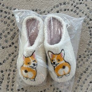 Women’s corgi slippers NEW